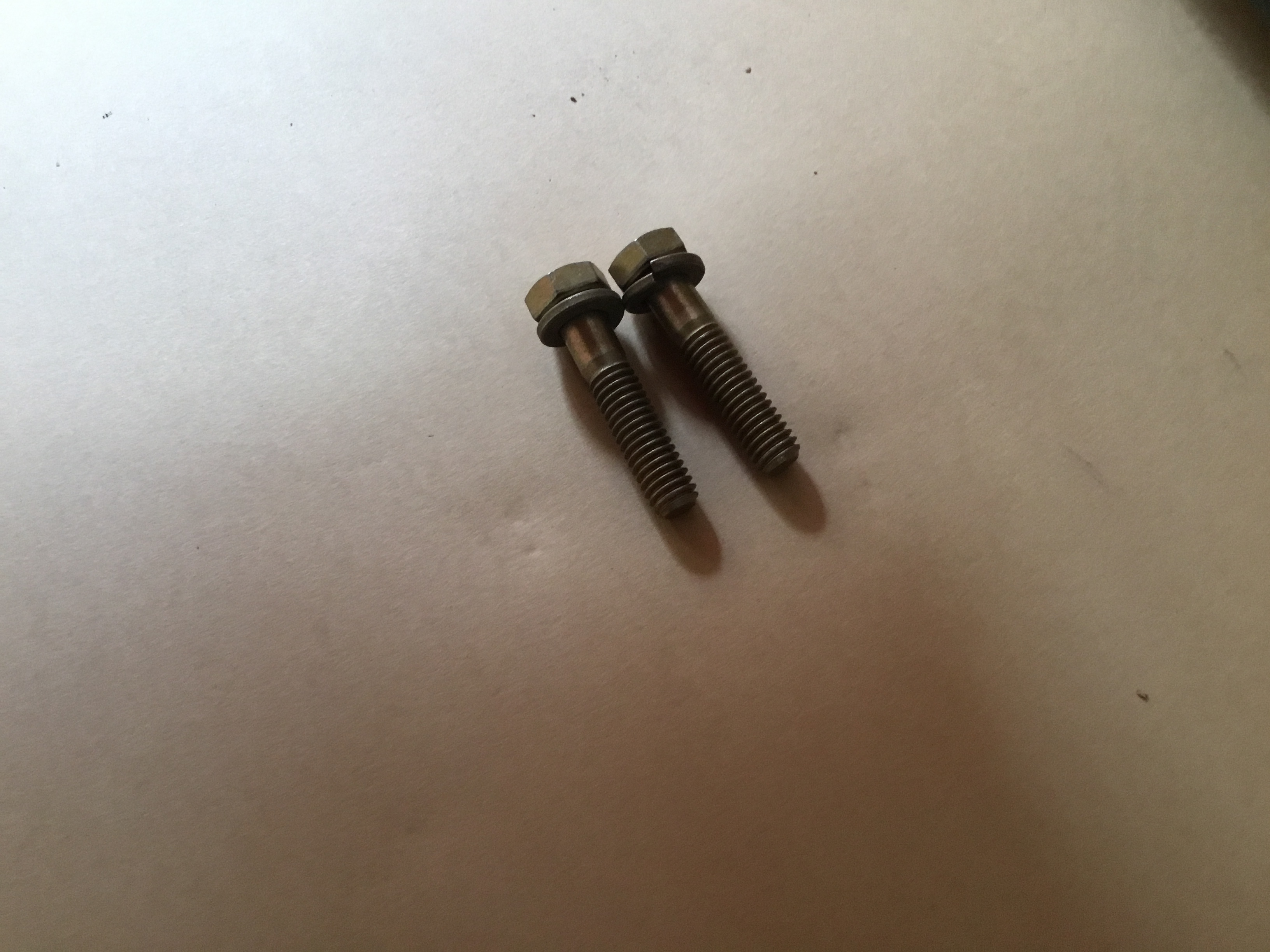 Болти кріплення бензонасоса Mercruiser 10-73657 73657 20362 45474