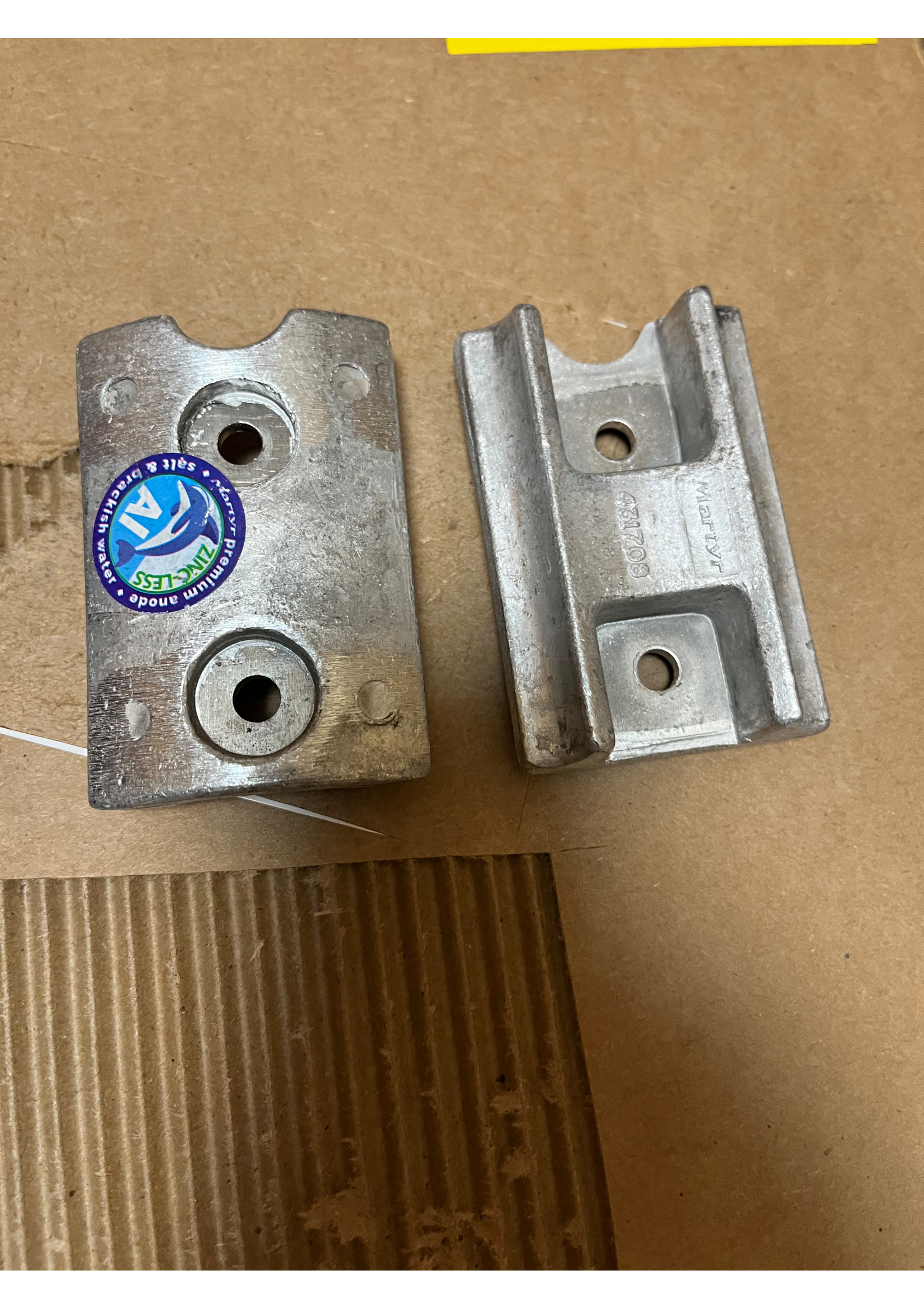 Анод алюмінієвий COBRA OMC 431708