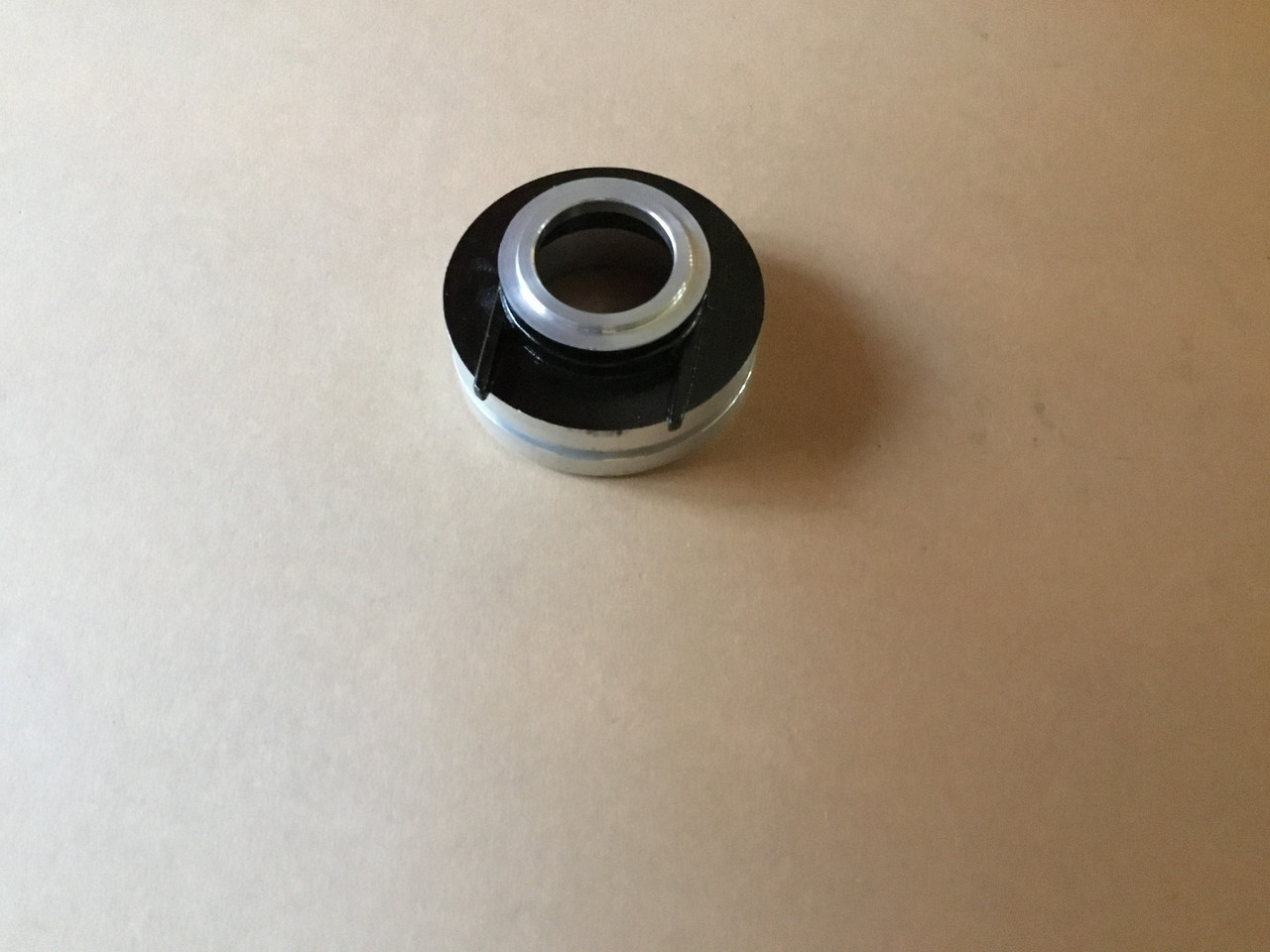 Корпус сальників вала приводу редуктора Yamaha 63D-44341-00 63D-44341-00-00