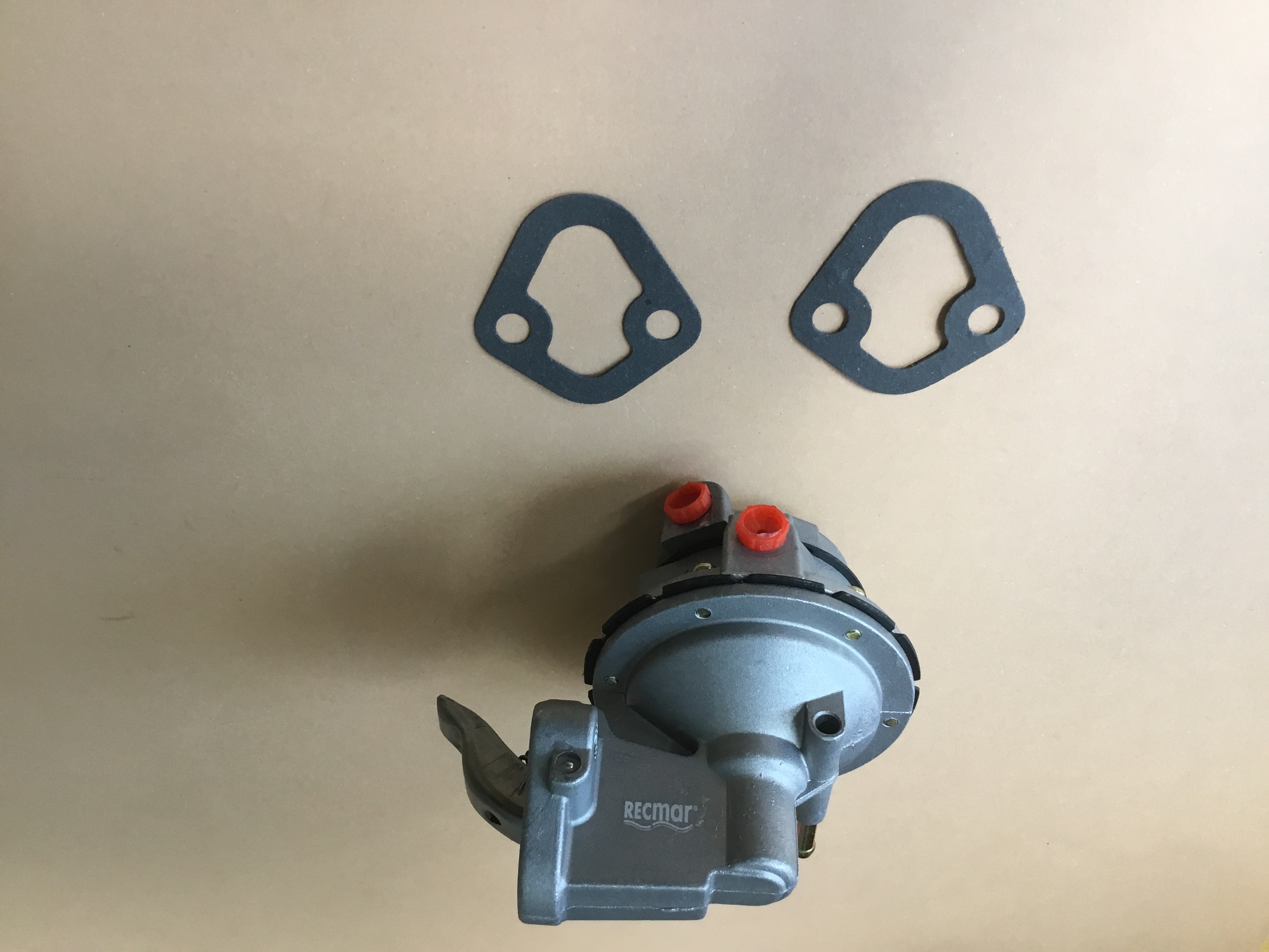 Бензонасос механічний V8 Mercruiser 861678A1 8M0058164 OMC 0509404 0509484