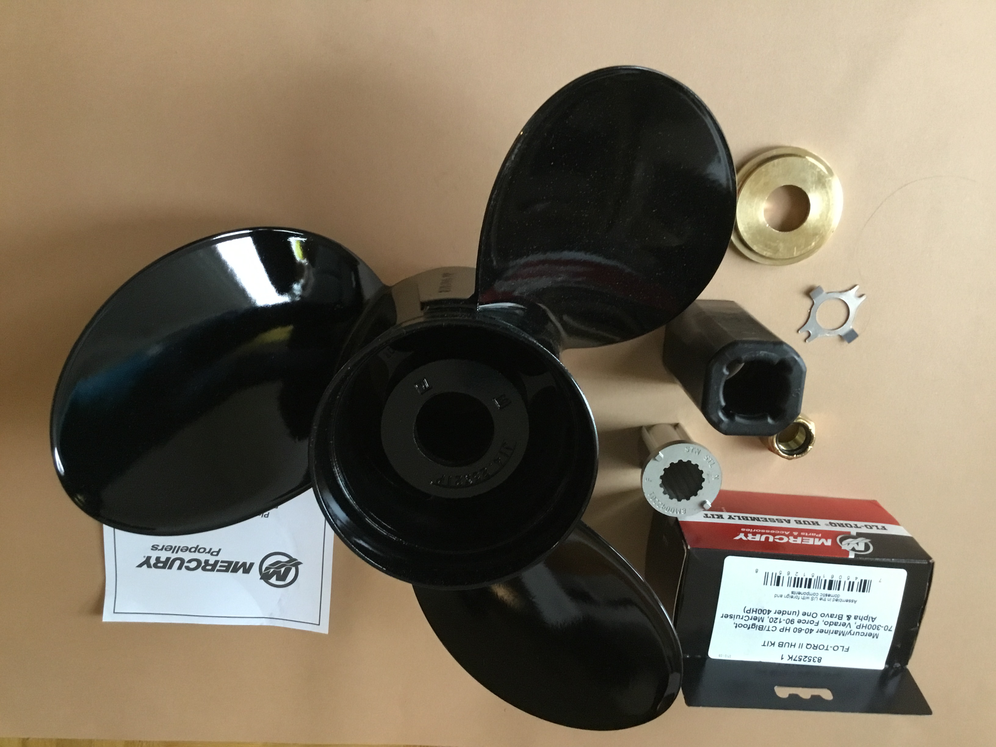 Винт гребний Black Max 14 1/4 X 21P Mercury Mercruiser   48-832832A45 832832A45 835257K 1