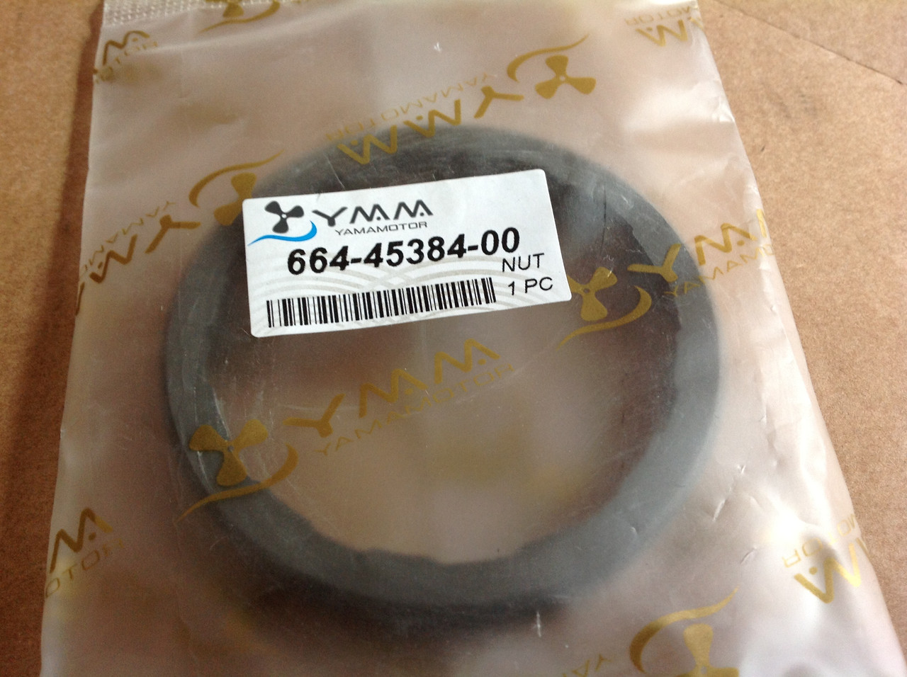 Гайка корпусу редуктора Yamaha 664-45384-00