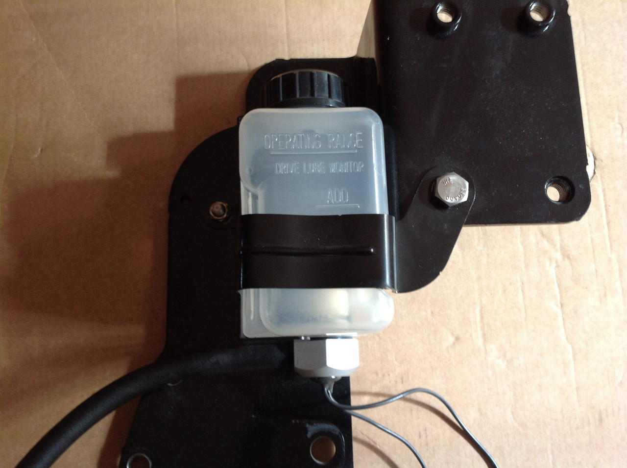 Бачок редуктора розширювальний Mercruiser 806193А46 з кришкою Mercruiser 806727