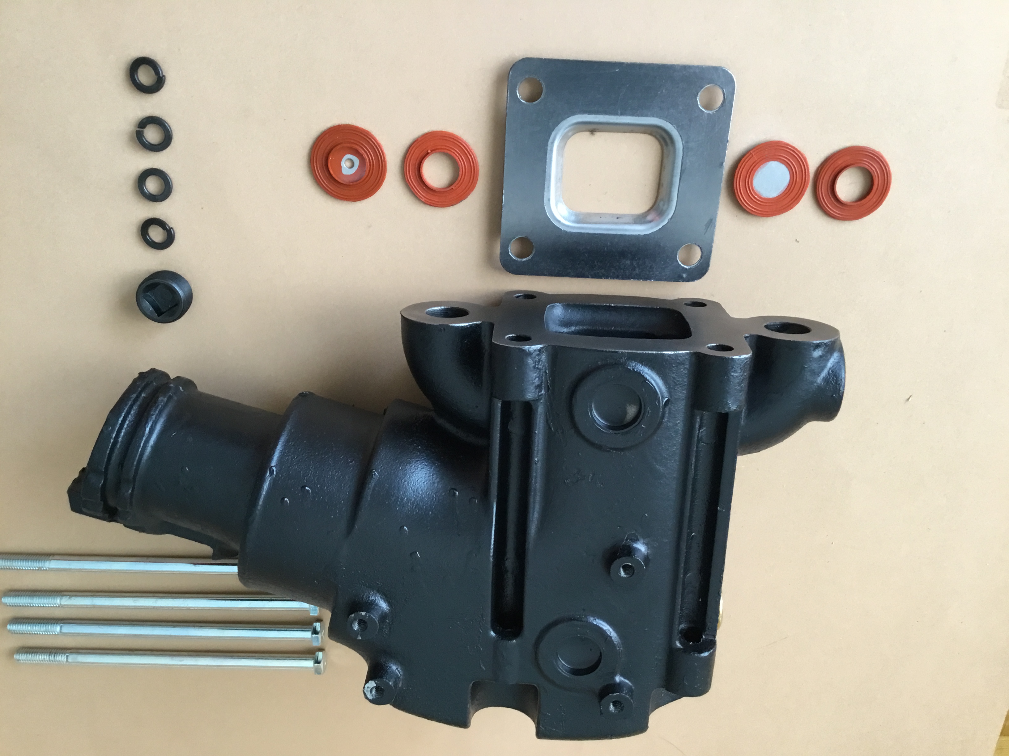 Колено выпускного коллектора высокое (гусак) GM 4.3L V6 5.0L 5.7L 6.2L V8 МerCruiser 864591T02