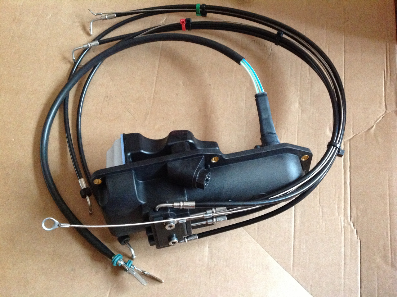 Hасос трима Тrim Pump Volvo Penta 21573834